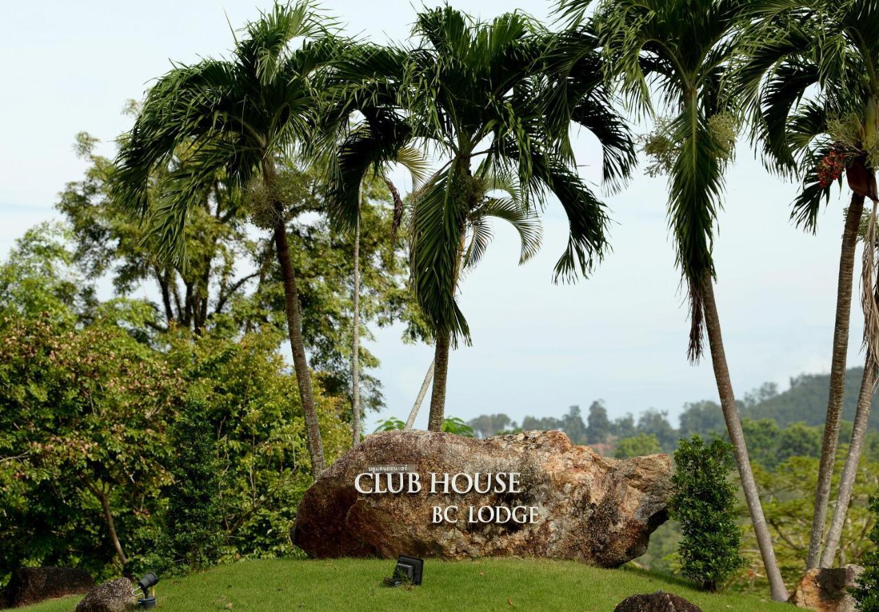 Blue Canyon Country Club Mai Khao Exterior foto