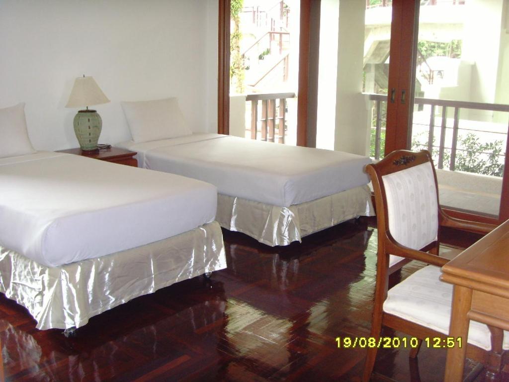 Blue Canyon Country Club Mai Khao Exterior foto